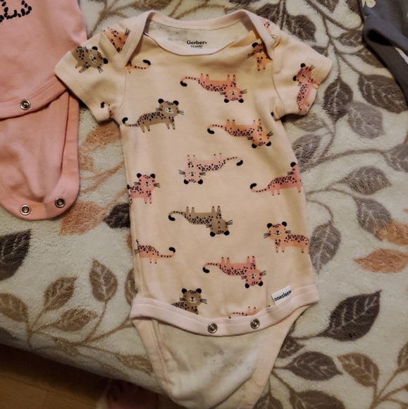 0-3 M Baby Girl Onesies - Picture 5 of 9